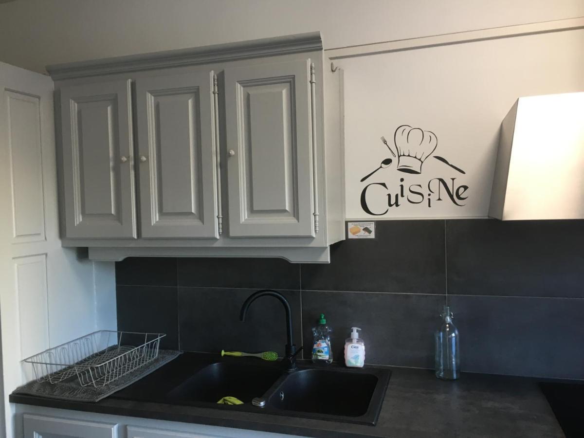 BedinReims burgundy bottle free parking&wifi free ideal 4 à 8 Adultes Exterior foto