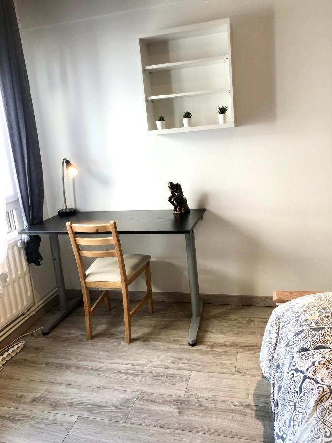 BedinReims burgundy bottle free parking&wifi free ideal 4 à 8 Adultes Exterior foto