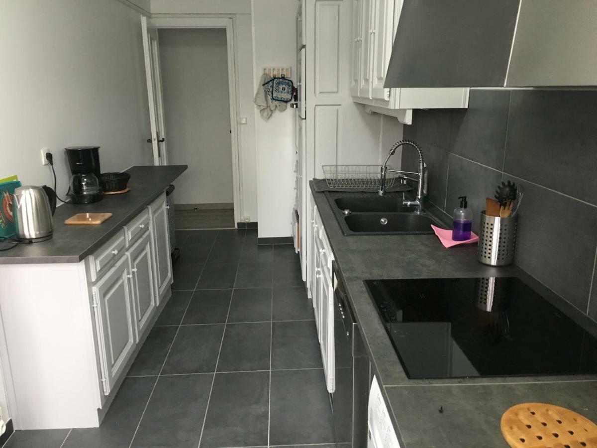 BedinReims burgundy bottle free parking&wifi free ideal 4 à 8 Adultes Exterior foto