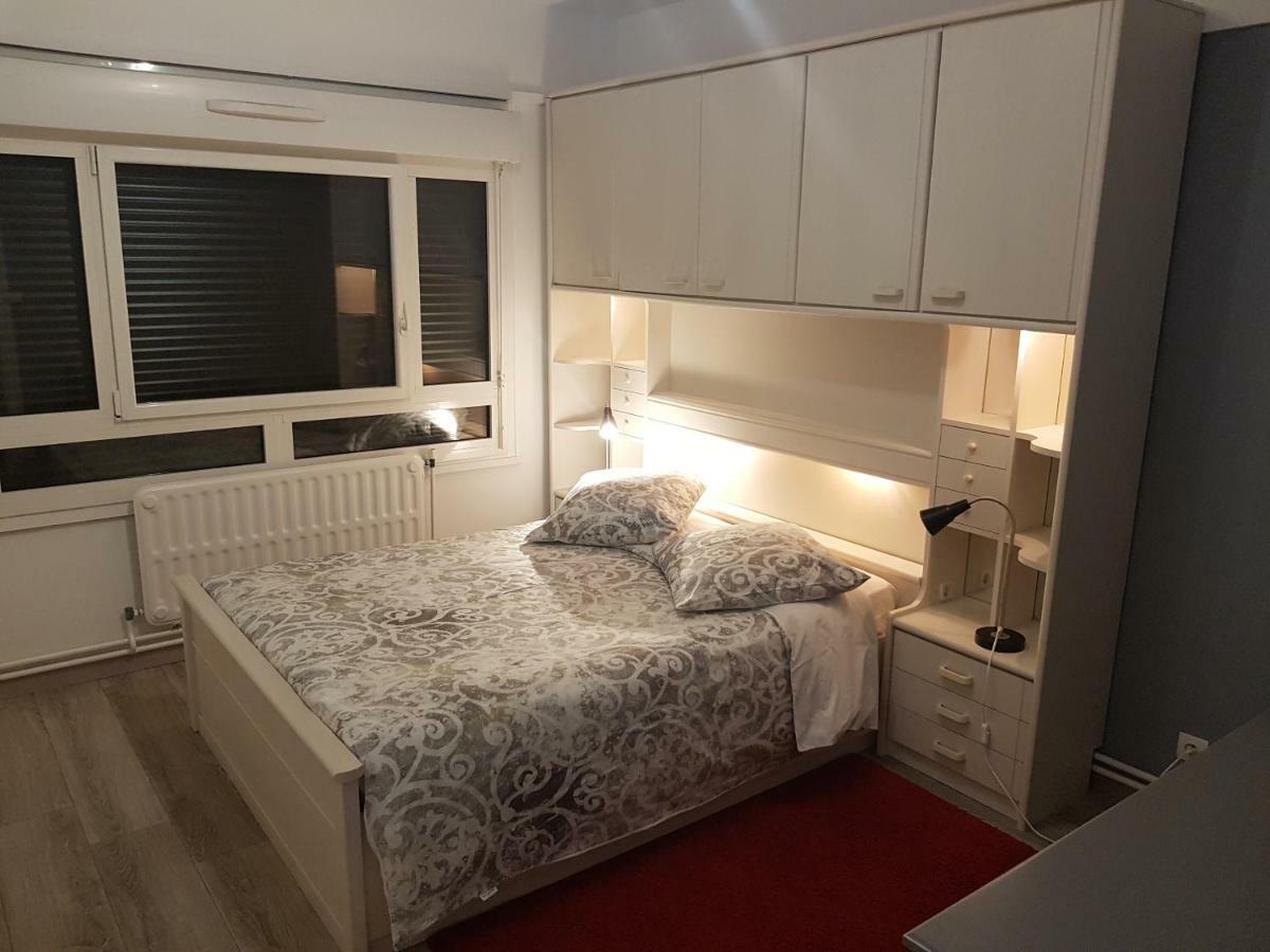 BedinReims burgundy bottle free parking&wifi free ideal 4 à 8 Adultes Exterior foto
